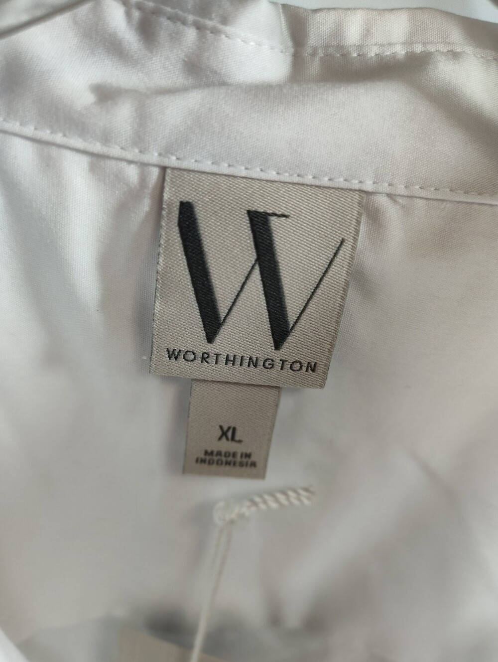 Women's Classic White Long Sleeve Button-Down Shirt - Picture 2 of 2